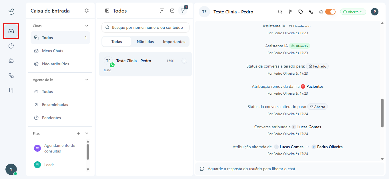 Tela da Clinia com o ícone de Caixa de Entrada destacado em vermelho no canto superior esquerdo